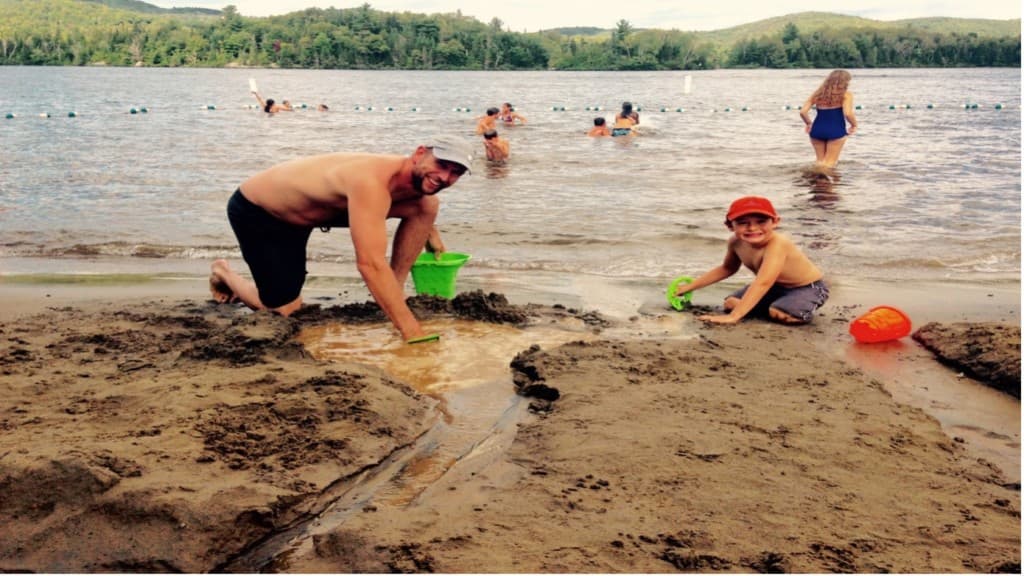 Plage Gratton sur le lac Saint-Joseph, Saint-Adolphe-d'Howard