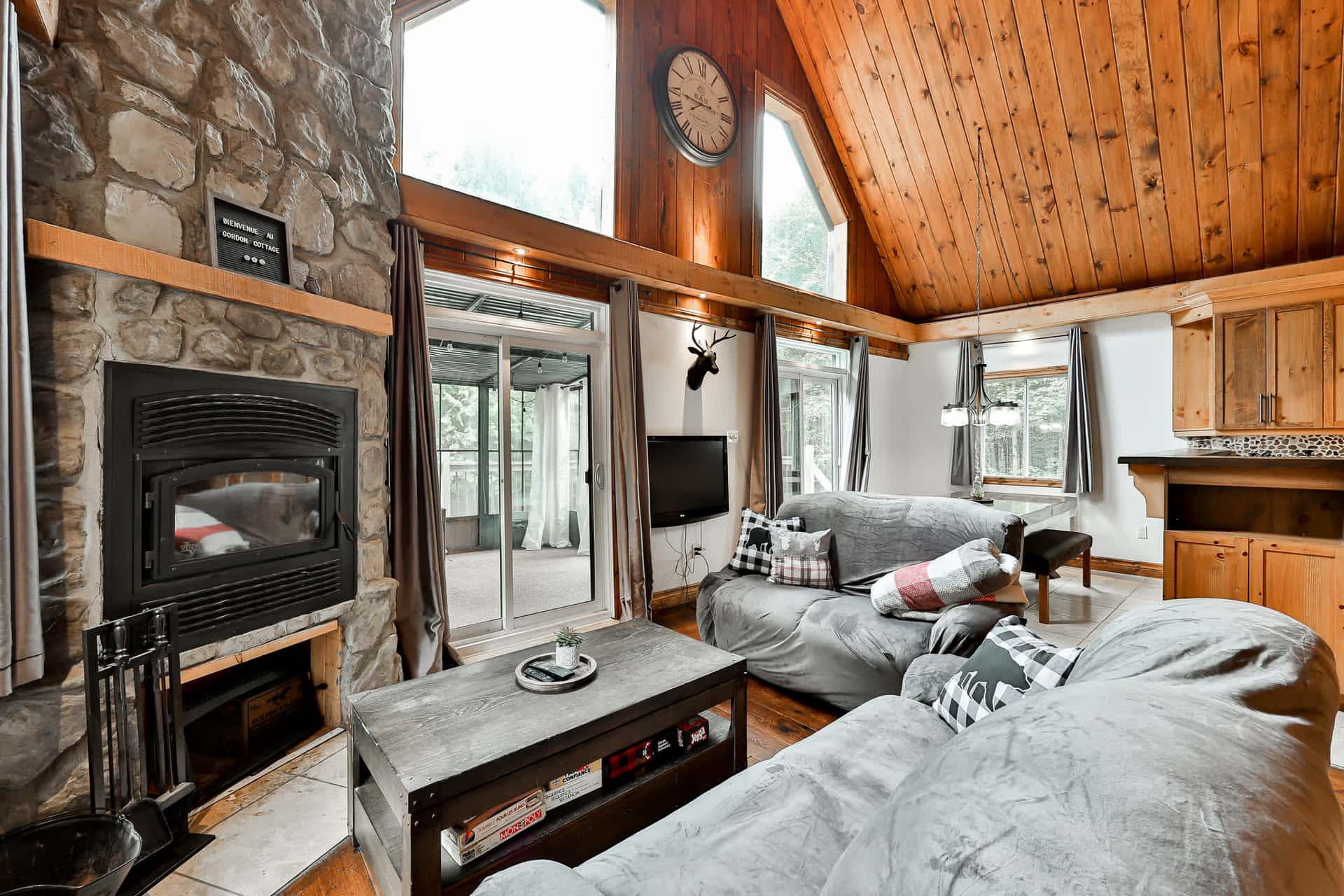 Chalet Gordon - Cabane en bois, Spa & Accès lac