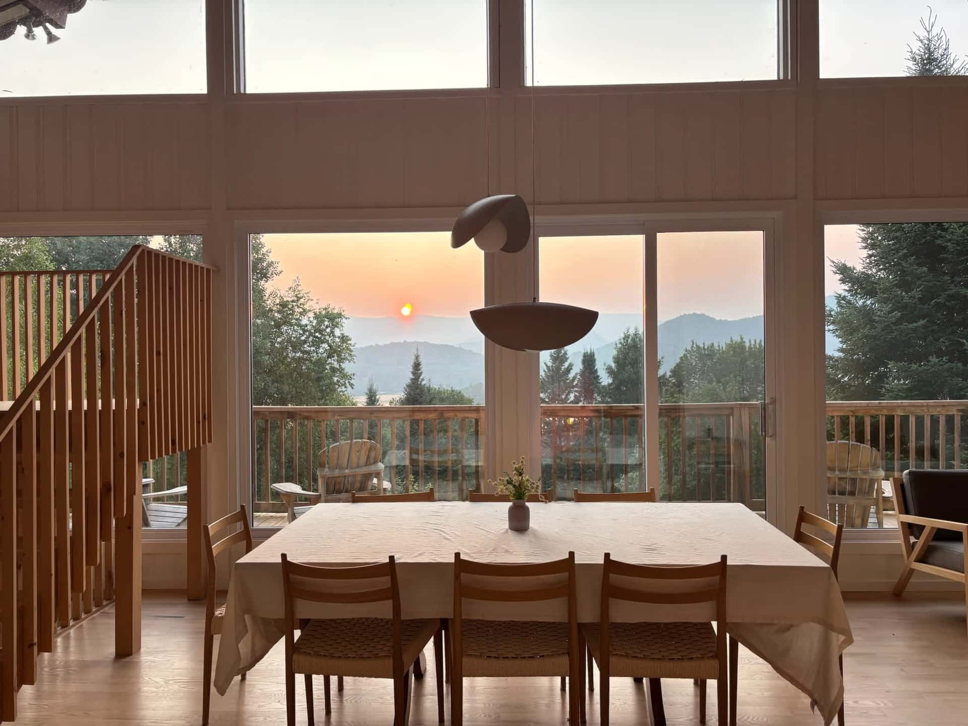Modern Cottage w/ Mountain View, Incredible Light
