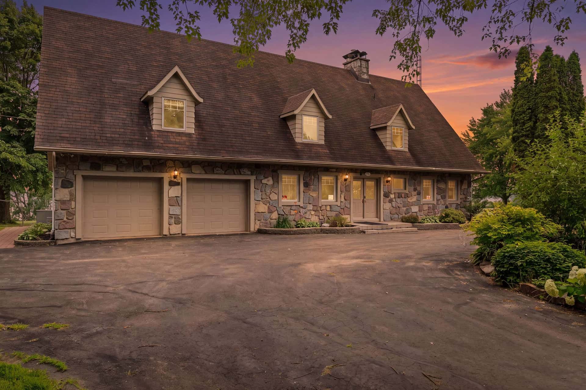 Luxe au bord de l'eau — chalet à louer Grenville-sur-la-Rouge , Québec